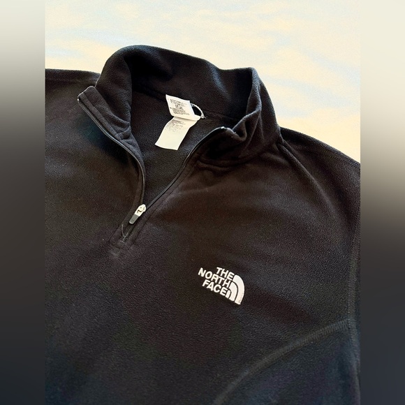 The North Face Women Size Large TKA 100 Black 1/4 Zip Fleece Pullover Sweater - Picture 6 of 10